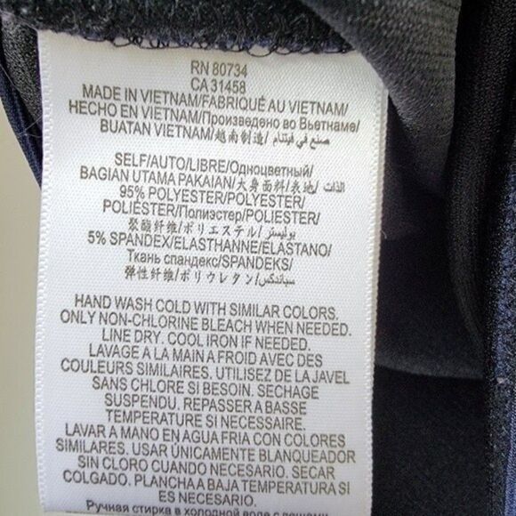 BCBGENERATION Black Blue Striped Crop Top - Picture 4 of 6